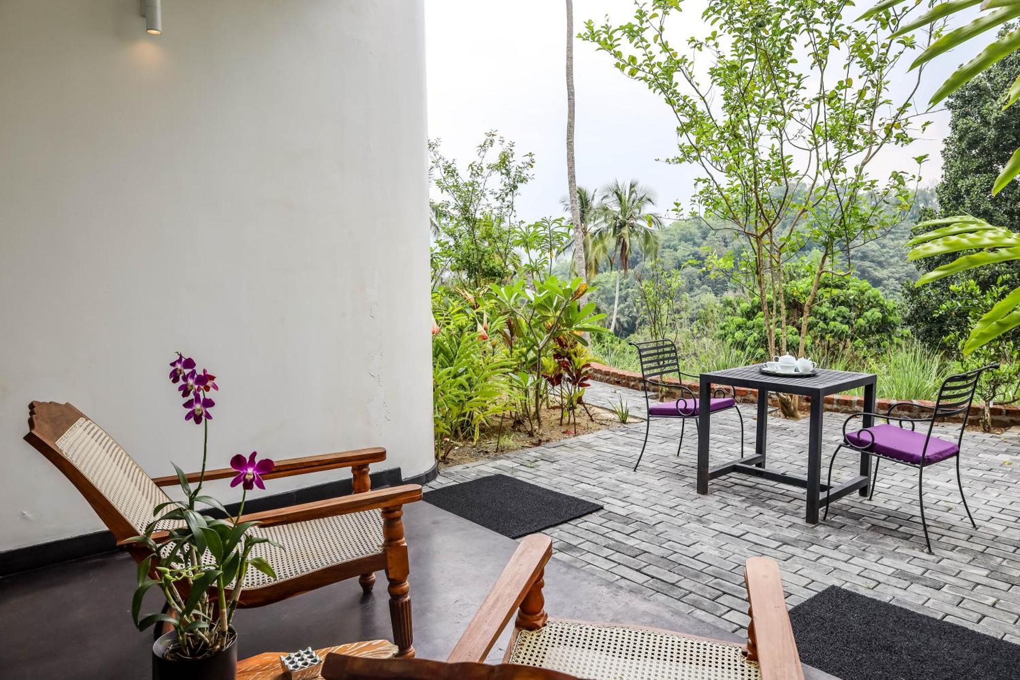 The Flame Tree Estate & Hotel キャンディー 部屋 写真