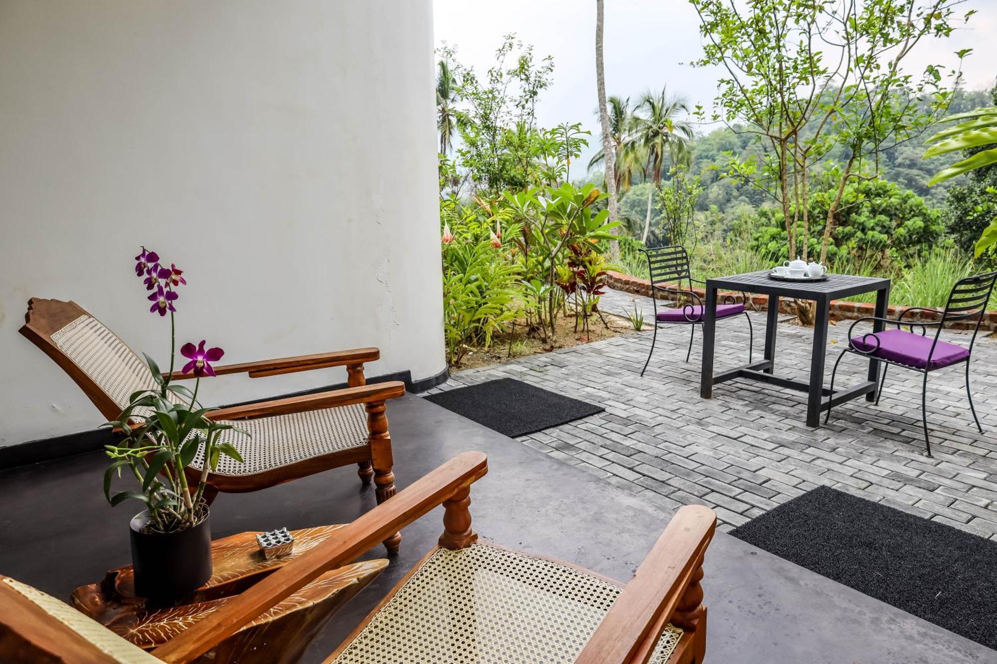 The Flame Tree Estate & Hotel キャンディー 部屋 写真